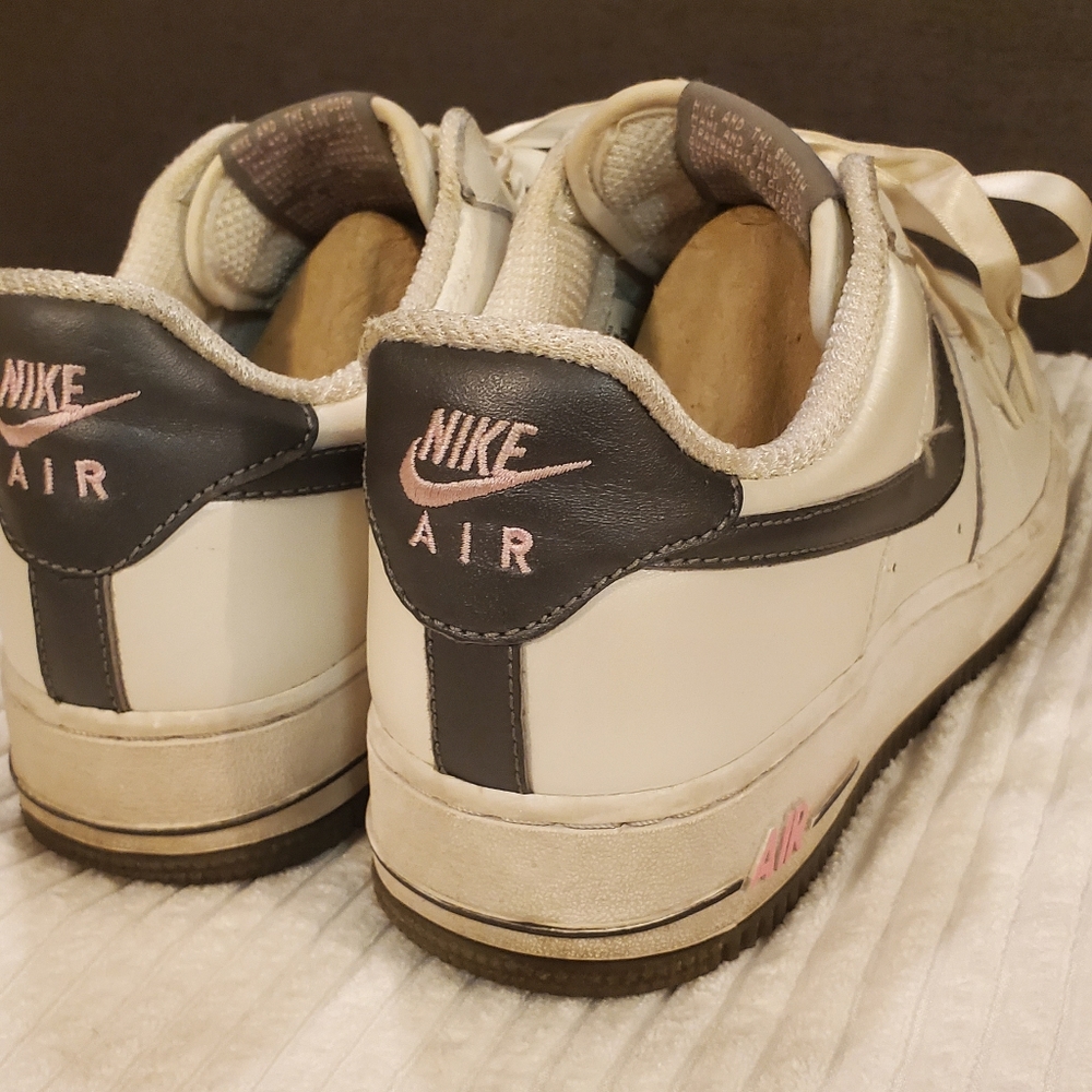 Nike Women's Air Force 1 - White/Metallic Pewter-Perfect Pink - Picture 13 of 16